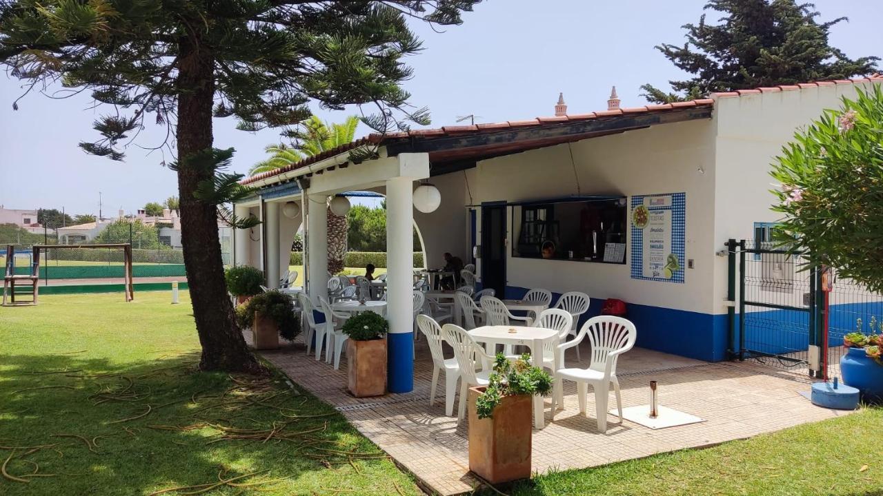01 Sra Da Rocha Com Piscina E Ac - Casas & Papeis Daire Armação de Pêra Dış mekan fotoğraf